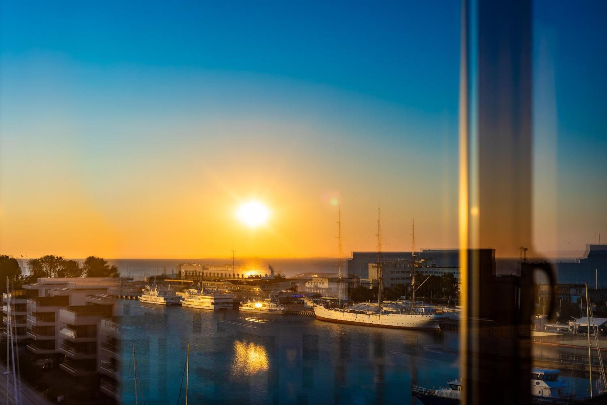 Sea Towers Gdynia Apartament Z Widokiem Na Morze ภายนอก รูปภาพ